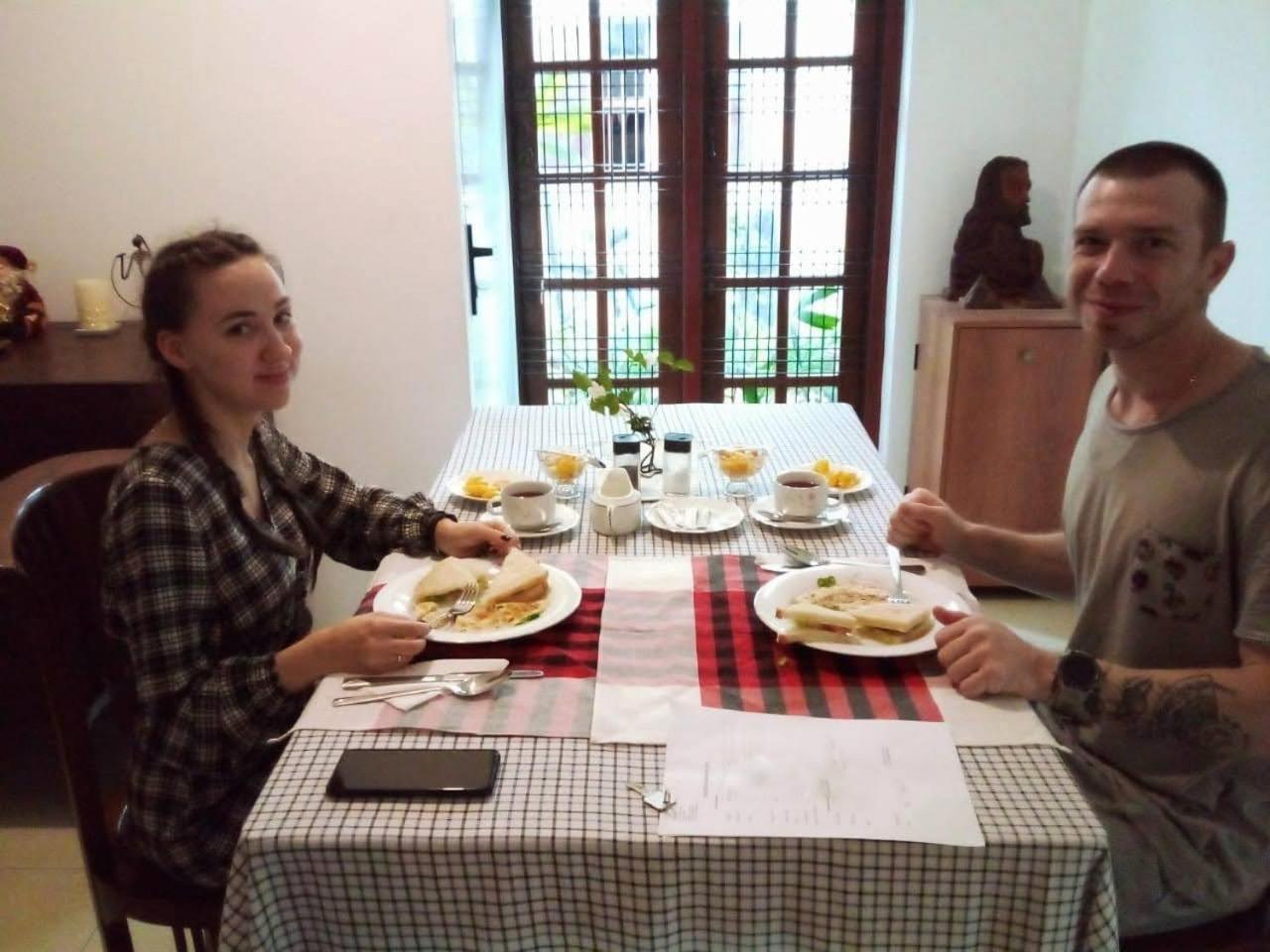尼甘布The Tourist Balcony公寓 外观 照片